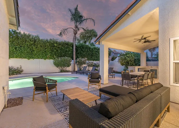 Black Palm Sparkling Pool Pool Table Close To Kierland Entertainment Newly Designed Beauty