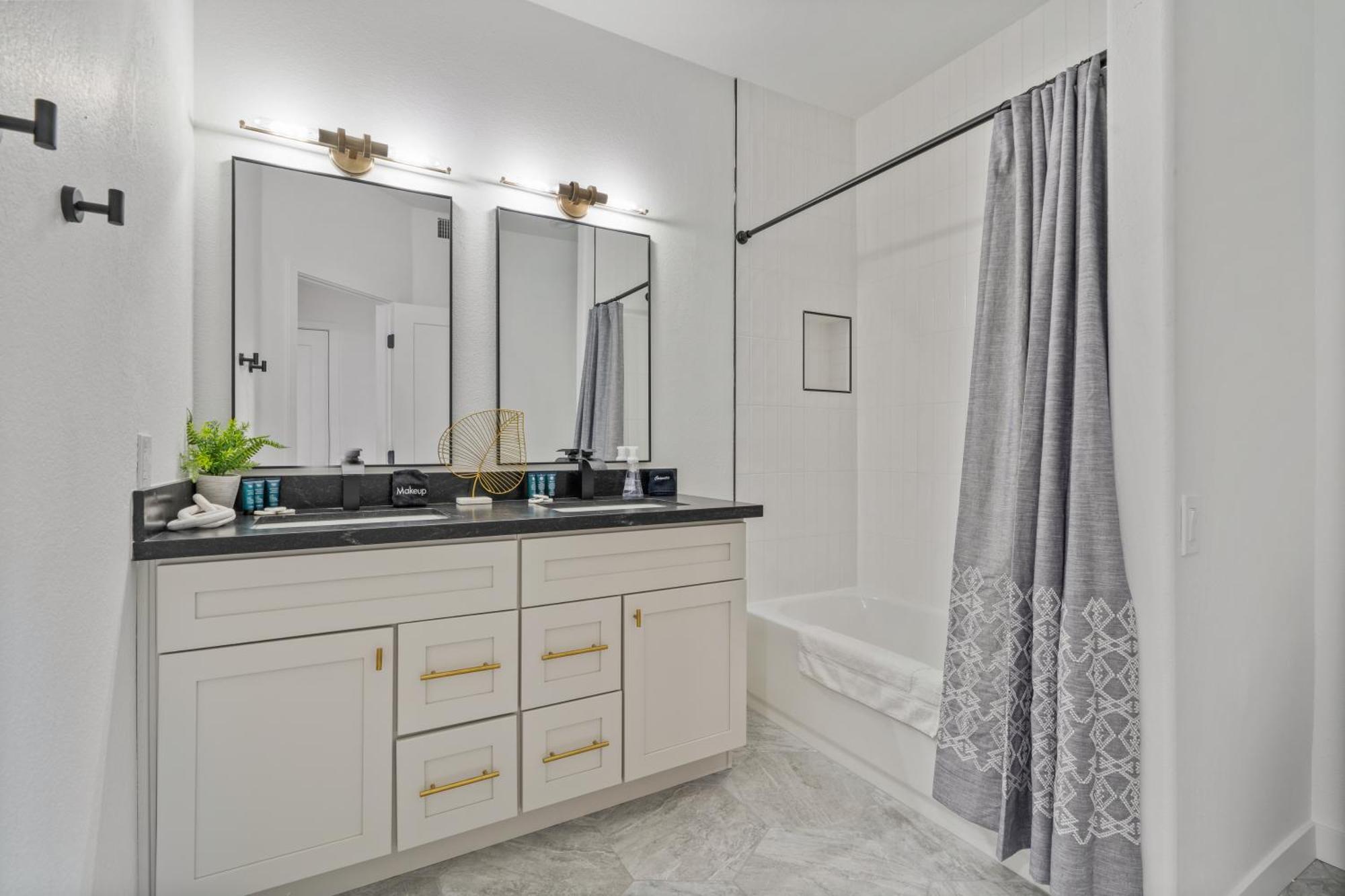 Holiday home Black Palm Sparkling Pool Pool Table Close To Kierland Entertainment Newly Designed Beauty *
